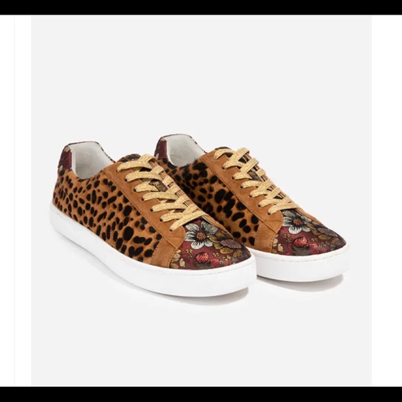 johnny was leopard sneakers